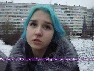 Секс лесбиянок на улице видео
